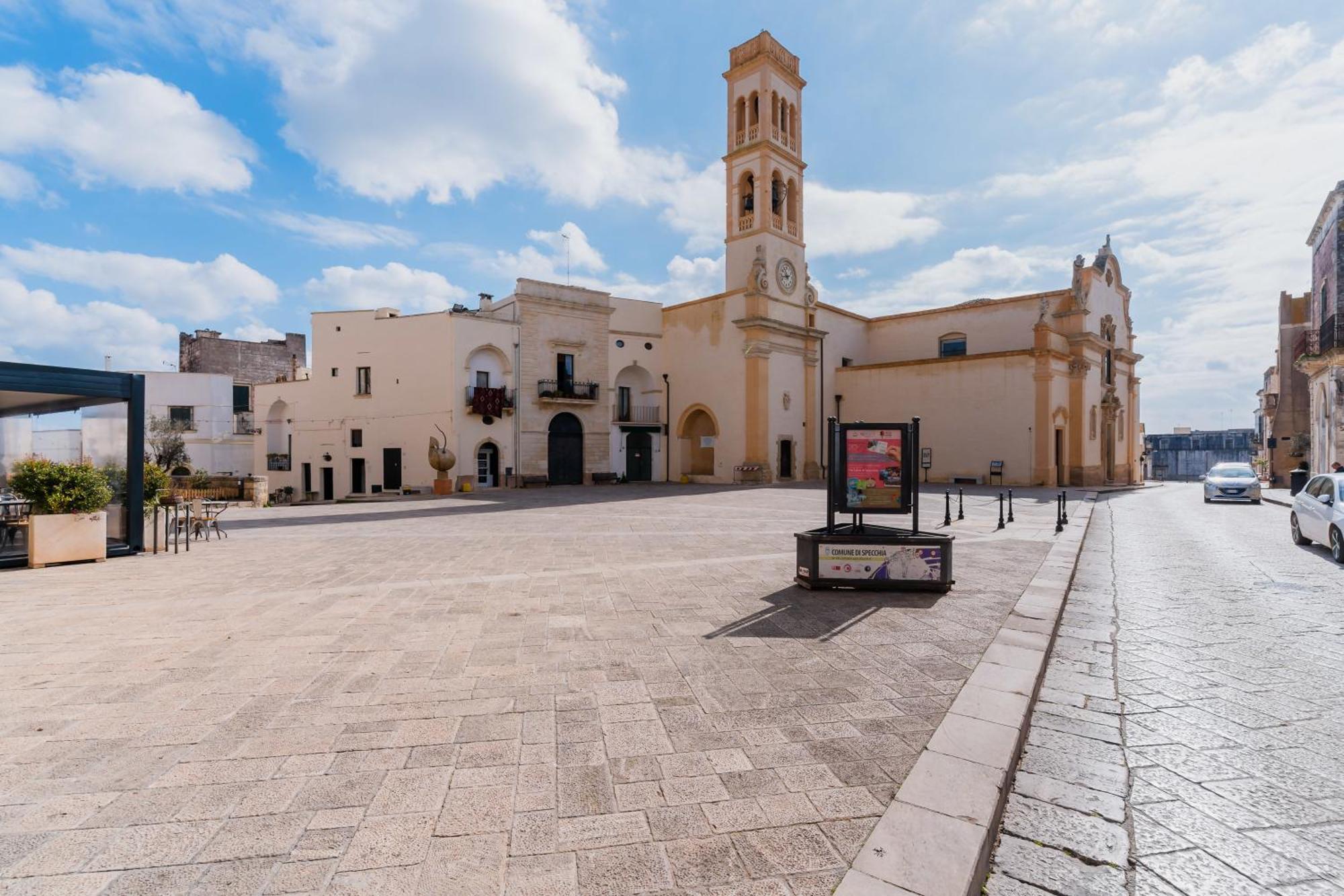 Piazzetta San Giovanni Specchia Exterior photo